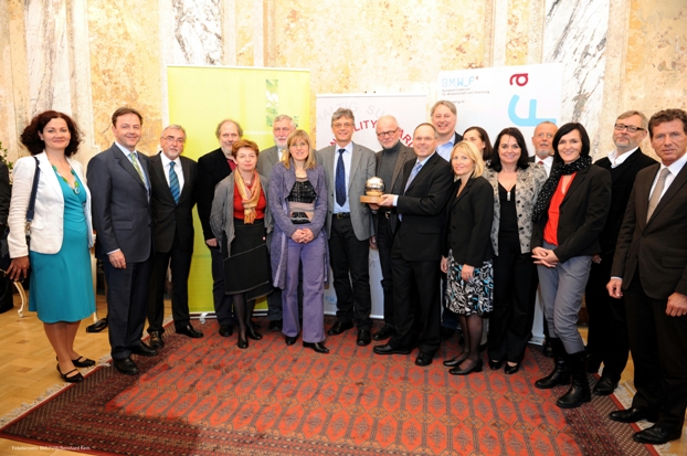 IMST-Team mit Award